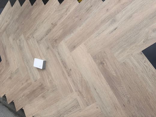 Vinilam Parquet Herringbone Дуб Сканді, за м2