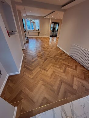 Invictus Maximus Herringbone Highland Oak Chocolate, за м2