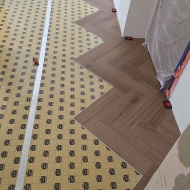 Arbiton Amaron Herringbone 229 Дуб Рочестер, за м2